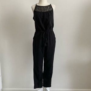 Old Navy Romper w/ Crochet Front and Back w/ Pockets